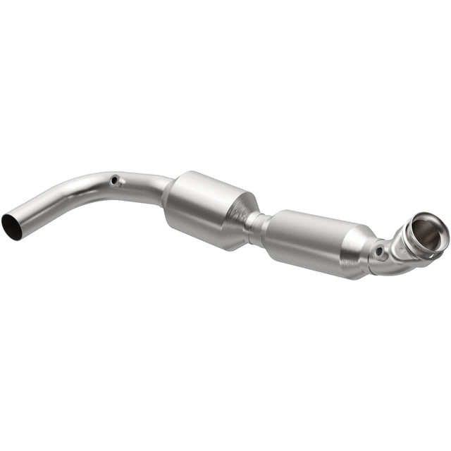 California Direct-Fit Catalytic Converter MagnaFlow Exhaust Products Catalytic Converter  AXOPROS