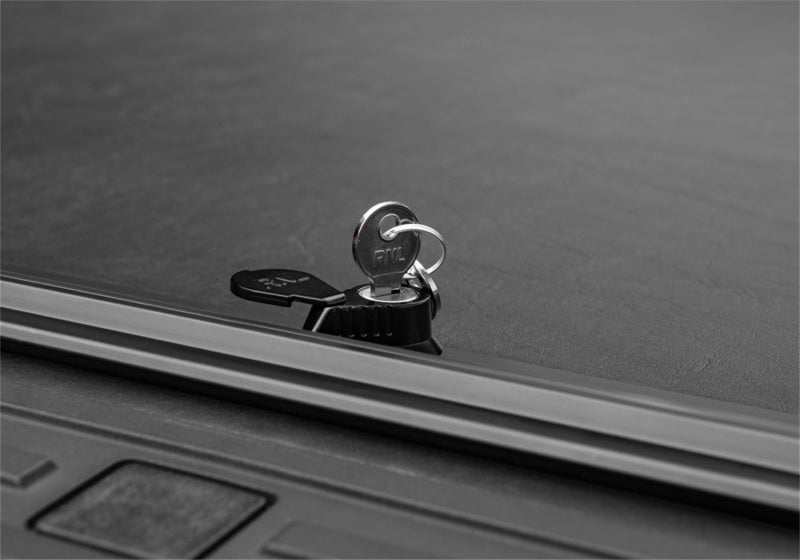 Roll-N-Lock 15-18 Ford F-150 SB 77-3/8in M-Series Retractable Tonneau Cover Roll-N-Lock Tonneau Covers - Retractable  AXOPROS