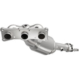 California Manifold Catalytic Converter MagnaFlow Exhaust Products Catalytic Converter with Integrated Exhaust Manifold  AXOPROS