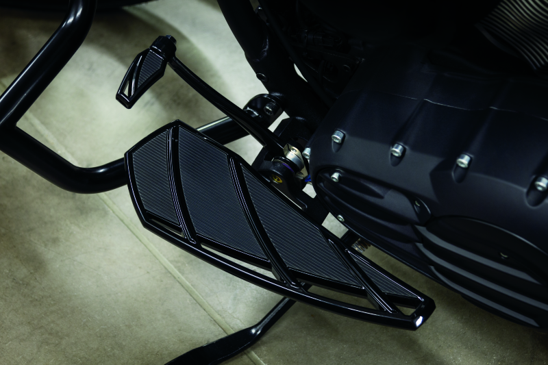 Kuryakyn Phantom Floorboards Black Kuryakyn Footpegs  AXOPROS