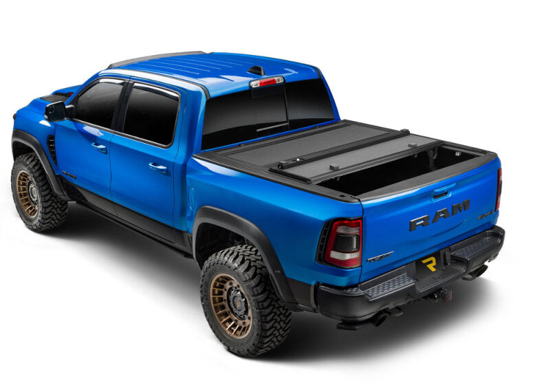 Extang 19-23 Chevy/GMC Silverado/Sierra 5.8ft. Bed Endure ALX Extang Tonneau Covers - Hard Fold  AXOPROS