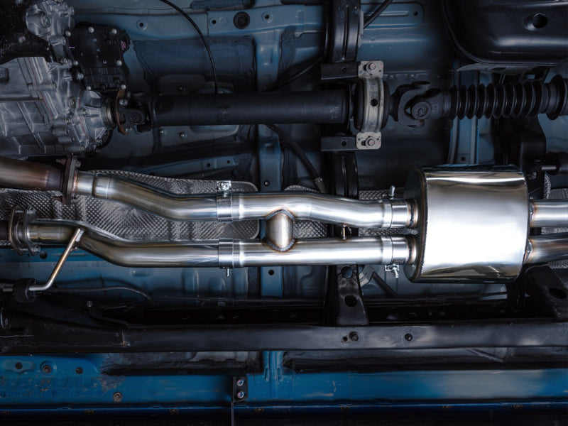AWE 16-22 Toyota Tacoma 0FG Catback Exhaust w/ BashGuard - Dual Diamond Black Tips AWE Tuning Catback  AXOPROS