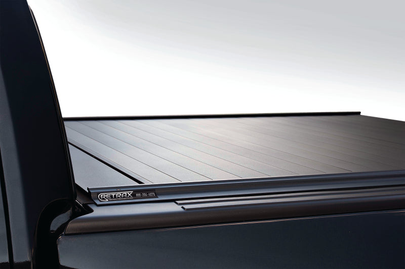 Retrax 14-up Chevy/GMC 5.8ft Bed / 15-up 2500/3500 RetraxPRO MX Retrax Retractable Bed Covers  AXOPROS