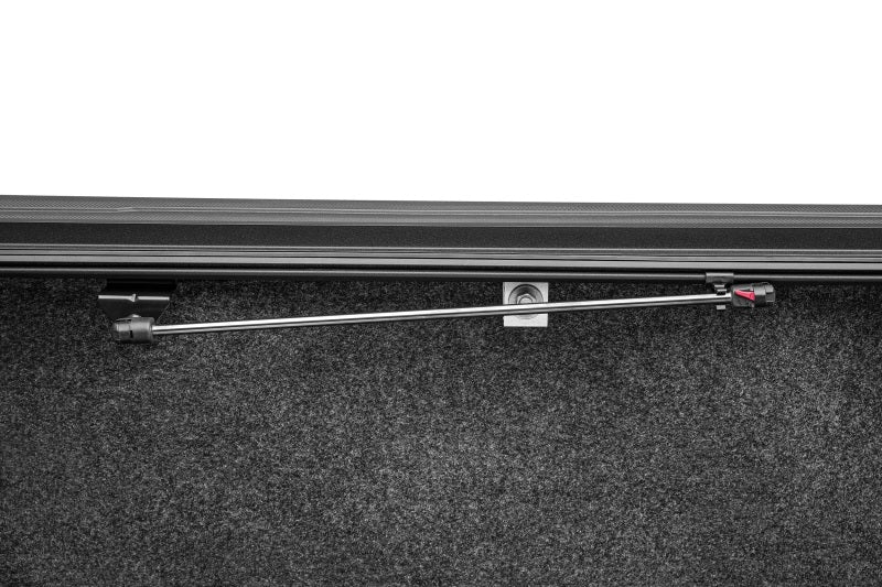 Extang 19-23 Chevy/GMC Silverado/Sierra 5.8ft. Bed Endure ALX Extang Tonneau Covers - Hard Fold  AXOPROS