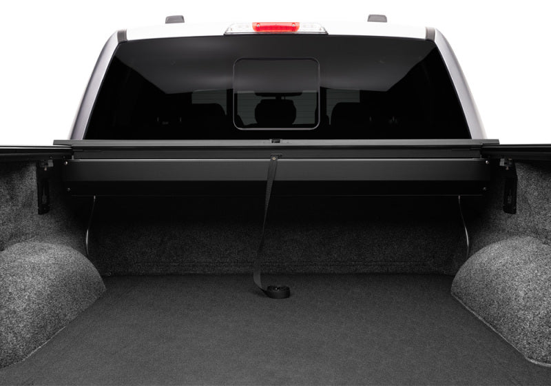 Roll-N-Lock 17-19 Ford F-250/F-350 Super Duty SB 80-3/8in A-Series Retractable Tonneau Cover Roll-N-Lock Tonneau Covers - Retractable  AXOPROS