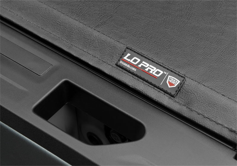 Truxedo 19-20 GMC Sierra & Chevrolet Silverado 1500 (New Body) 5ft 8in Lo Pro Bed Cover Truxedo Bed Covers - Roll Up  AXOPROS