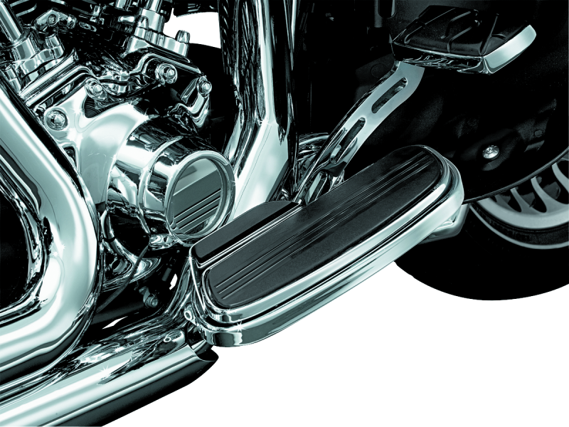 Kuryakyn Floorboard Exhaust Boot Guard Chrome Kuryakyn Footpegs  AXOPROS