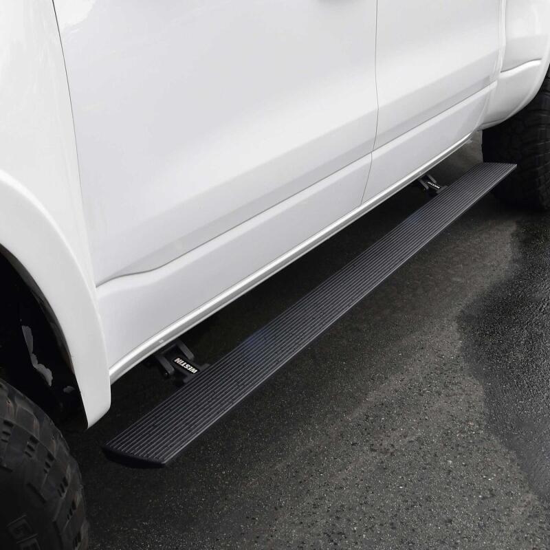 Westin 19-23 RAM 1500 Crew Cab (Excl. 2019+ 1500 Clsc.) Pro-e Running Boards - Tex. Blk Westin Running Boards  AXOPROS