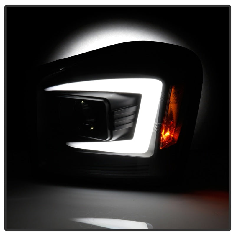 Spyder 04-06 Dodge Durango Projector Headlights - Black PRO-YD-DDU04-LB-BK SPYDER Headlights  AXOPROS