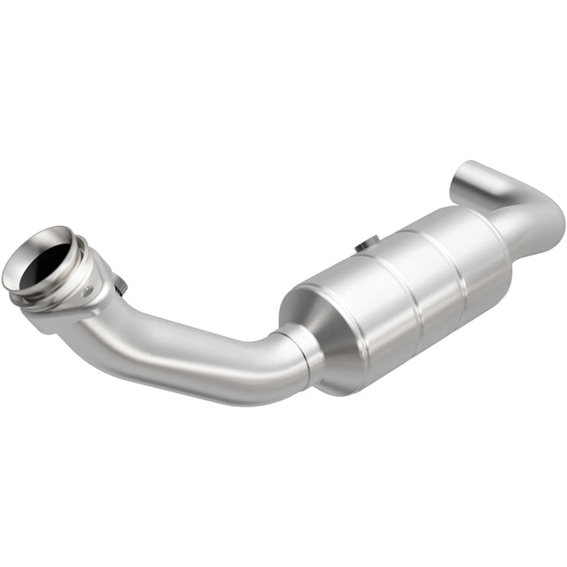 HM Grade Direct-Fit Catalytic Converter MagnaFlow Exhaust Products Catalytic Converter  AXOPROS