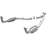 HM Grade Direct-Fit Catalytic Converter MagnaFlow Exhaust Products Catalytic Converter  AXOPROS