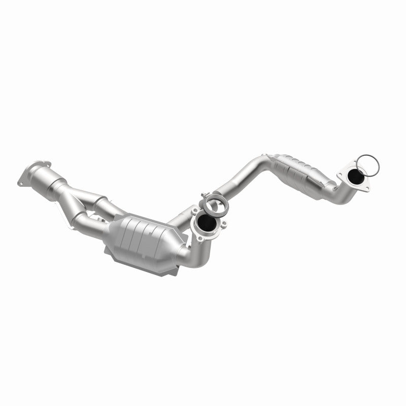 MagnaFlow Conv DF 06-09 Chevy Trailblazer SS 6.0L SS *NOT FOR SALE IN CALIFORNIA* Magnaflow Catalytic Converter Direct Fit  AXOPROS