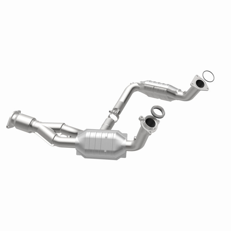 MagnaFlow Conv DF 06-09 Chevy Trailblazer SS 6.0L SS *NOT FOR SALE IN CALIFORNIA* Magnaflow Catalytic Converter Direct Fit  AXOPROS