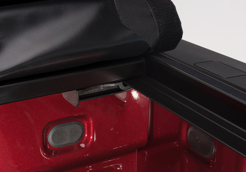 Truxedo 14-18 GMC Sierra & Chevrolet Silverado 1500 5ft 8in Pro X15 Bed Cover Truxedo Bed Covers - Roll Up  AXOPROS