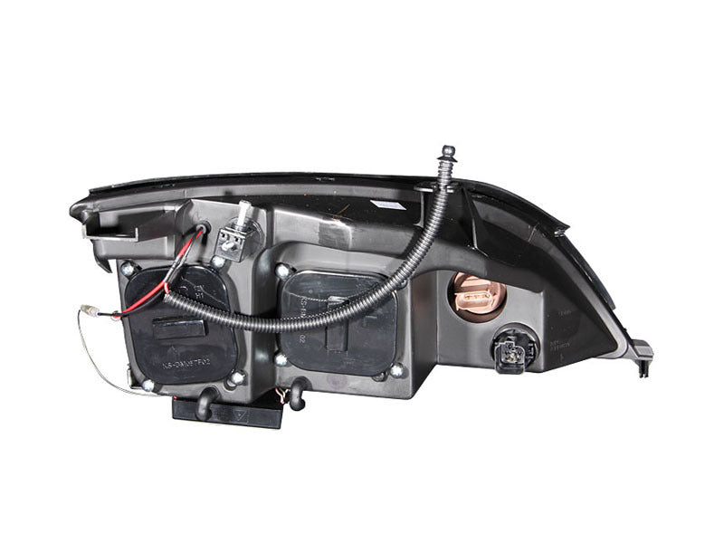ANZO 2005-2007 Ford Focus Projector Headlights w/ Halo Black ANZO Headlights  AXOPROS
