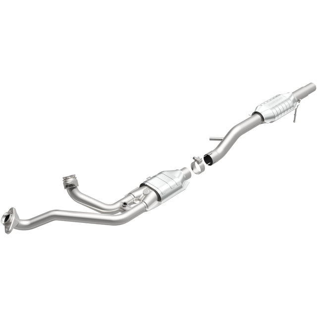 California Direct-Fit Catalytic Converter MagnaFlow Exhaust Products Catalytic Converter  AXOPROS