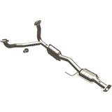California Direct-Fit Catalytic Converter MagnaFlow Exhaust Products Catalytic Converter  AXOPROS