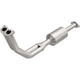 California Direct-Fit Catalytic Converter MagnaFlow Exhaust Products Catalytic Converter  AXOPROS