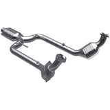 California Direct-Fit Catalytic Converter MagnaFlow Exhaust Products Catalytic Converter  AXOPROS