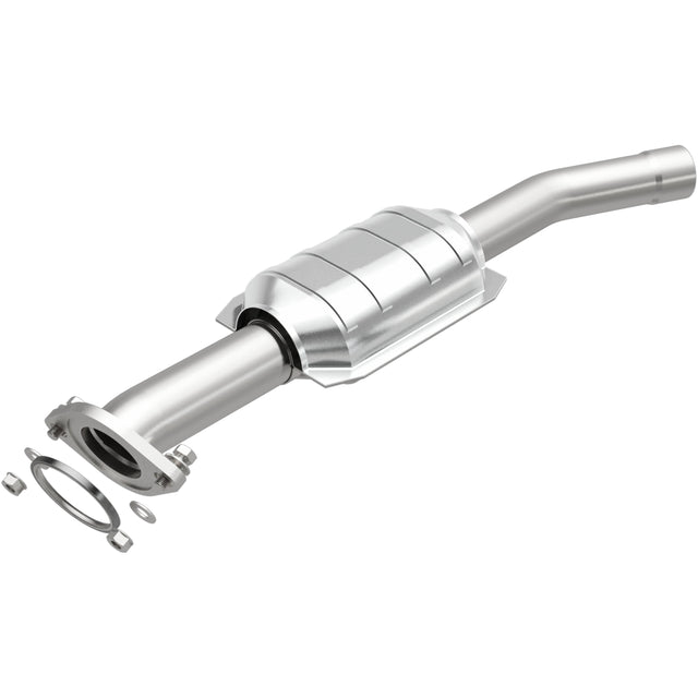 California Direct-Fit Catalytic Converter MagnaFlow Exhaust Products Catalytic Converter  AXOPROS