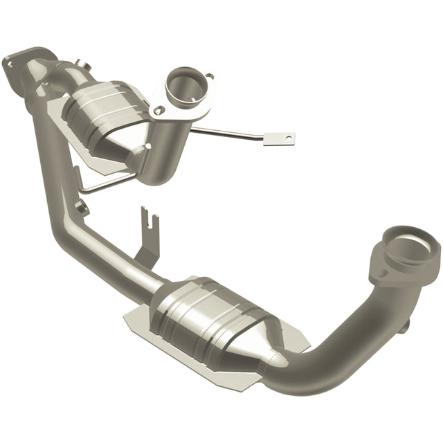 California Direct-Fit Catalytic Converter MagnaFlow Exhaust Products Catalytic Converter  AXOPROS