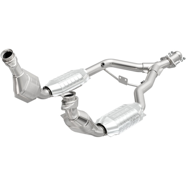 California Direct-Fit Catalytic Converter MagnaFlow Exhaust Products Catalytic Converter  AXOPROS