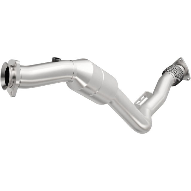 California Direct-Fit Catalytic Converter MagnaFlow Exhaust Products Catalytic Converter  AXOPROS