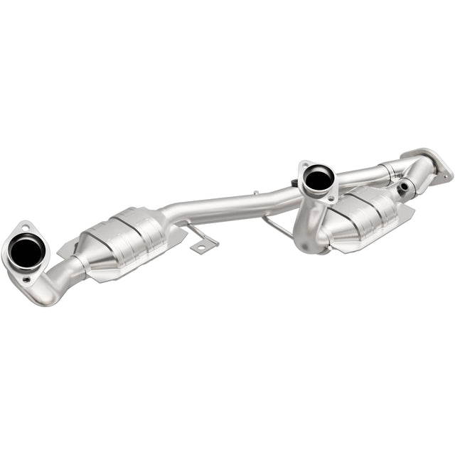 California Direct-Fit Catalytic Converter MagnaFlow Exhaust Products Catalytic Converter  AXOPROS