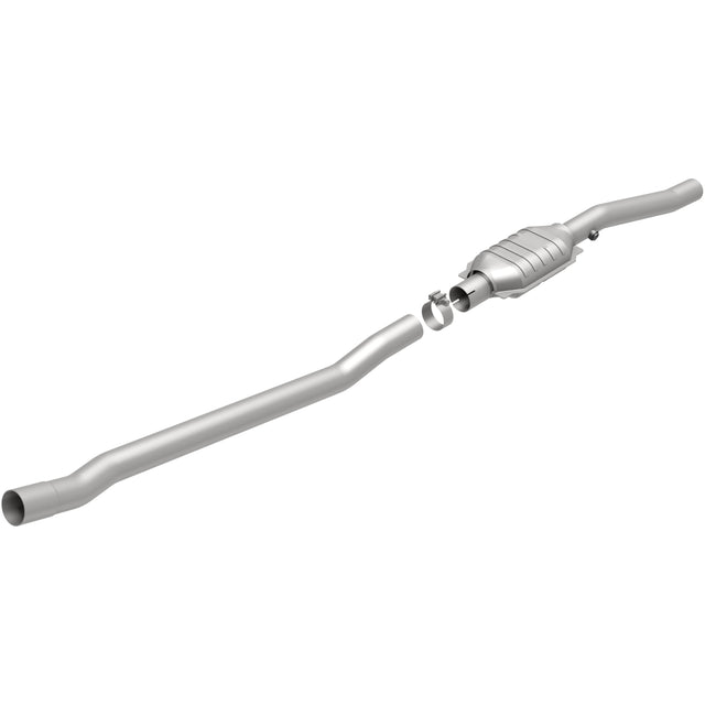 California Direct-Fit Catalytic Converter MagnaFlow Exhaust Products Catalytic Converter  AXOPROS