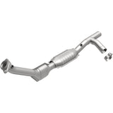 California Direct-Fit Catalytic Converter MagnaFlow Exhaust Products Catalytic Converter  AXOPROS