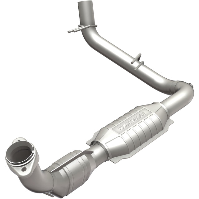 California Direct-Fit Catalytic Converter MagnaFlow Exhaust Products Catalytic Converter  AXOPROS