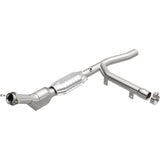 California Direct-Fit Catalytic Converter MagnaFlow Exhaust Products Catalytic Converter  AXOPROS