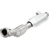 California Direct-Fit Catalytic Converter MagnaFlow Exhaust Products Catalytic Converter  AXOPROS