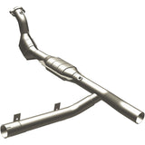 California Direct-Fit Catalytic Converter MagnaFlow Exhaust Products Catalytic Converter  AXOPROS