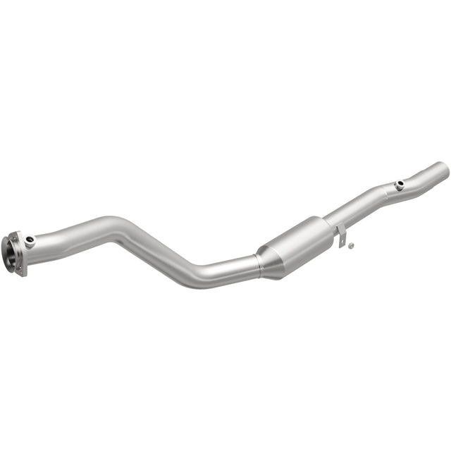 California Direct-Fit Catalytic Converter MagnaFlow Exhaust Products Catalytic Converter  AXOPROS