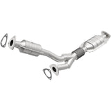 California Direct-Fit Catalytic Converter MagnaFlow Exhaust Products Catalytic Converter  AXOPROS