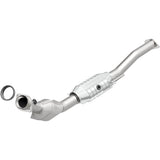 California Direct-Fit Catalytic Converter MagnaFlow Exhaust Products Catalytic Converter  AXOPROS