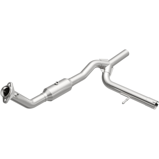California Direct-Fit Catalytic Converter MagnaFlow Exhaust Products Catalytic Converter  AXOPROS