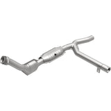 California Direct-Fit Catalytic Converter MagnaFlow Exhaust Products Catalytic Converter  AXOPROS