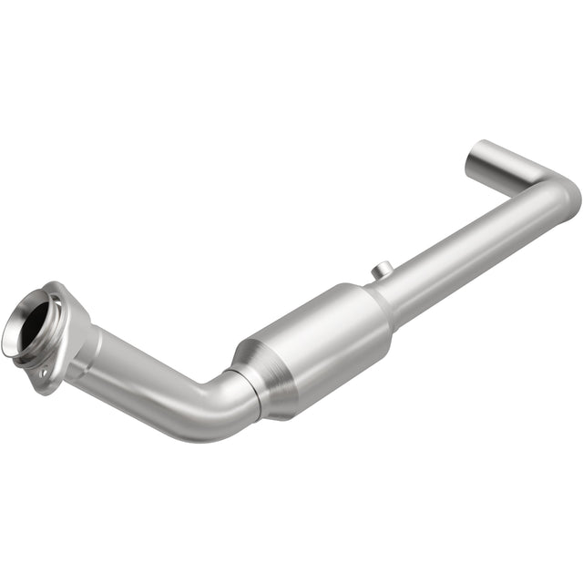 California Direct-Fit Catalytic Converter MagnaFlow Exhaust Products Catalytic Converter  AXOPROS
