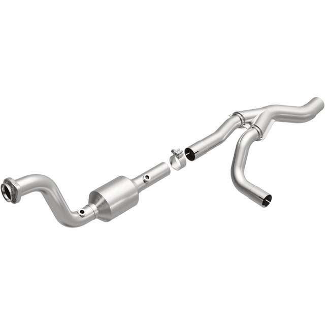 California Direct-Fit Catalytic Converter MagnaFlow Exhaust Products Catalytic Converter  AXOPROS