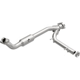 California Direct-Fit Catalytic Converter MagnaFlow Exhaust Products Catalytic Converter  AXOPROS