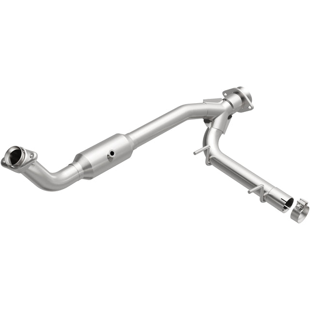 California Direct-Fit Catalytic Converter MagnaFlow Exhaust Products Catalytic Converter  AXOPROS