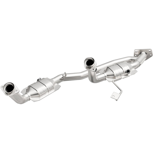 HM Grade Direct-Fit Catalytic Converter MagnaFlow Exhaust Products Catalytic Converter  AXOPROS