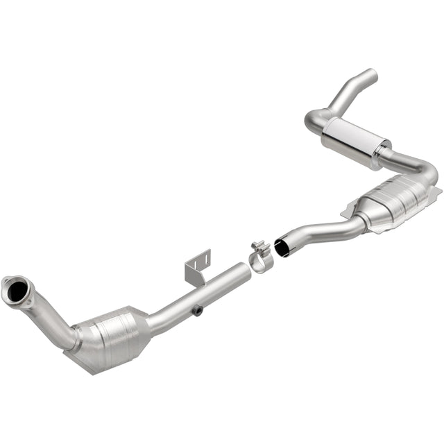 HM Grade Direct-Fit Catalytic Converter MagnaFlow Exhaust Products Catalytic Converter  AXOPROS