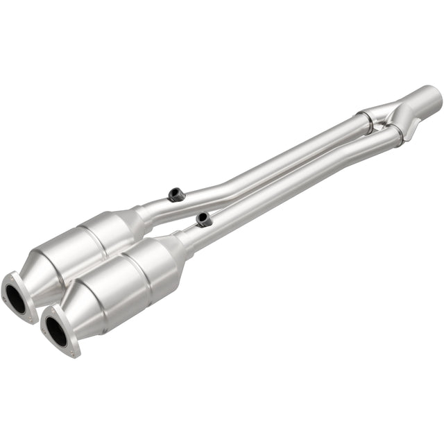 HM Grade Direct-Fit Catalytic Converter MagnaFlow Exhaust Products Catalytic Converter  AXOPROS