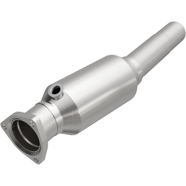 Standard Grade Direct-Fit Catalytic Converter MagnaFlow Exhaust Products Catalytic Converter  AXOPROS