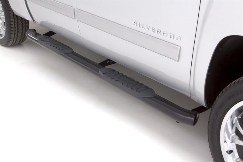 Lund 01-13 Chevy Silverado 1500 Crew Cab 5in. Oval Curved Steel Nerf Bars - Black LUND Nerf Bars  AXOPROS