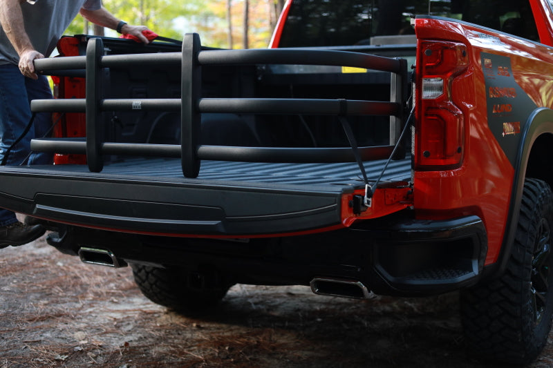 AMP Research 20-23 Chevrolet/GMC Silverado/Sierra 1500 (No Multipro Tailgt) Bedxtender HD Max - Blk AMP Research Bed Bars  AXOPROS