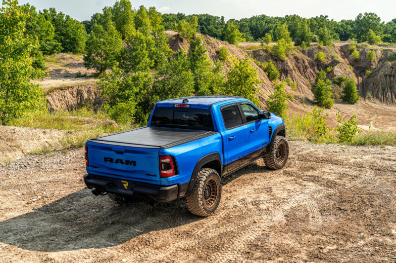 Retrax 21-23 Ford F-150 Super Crew/Super Cab/Lightning (5.5ft Bed) Retrax IX Retrax Retractable Bed Covers  AXOPROS